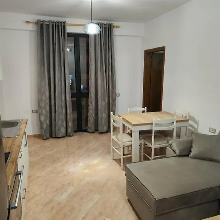 アパート For Daily Rent Vlorë